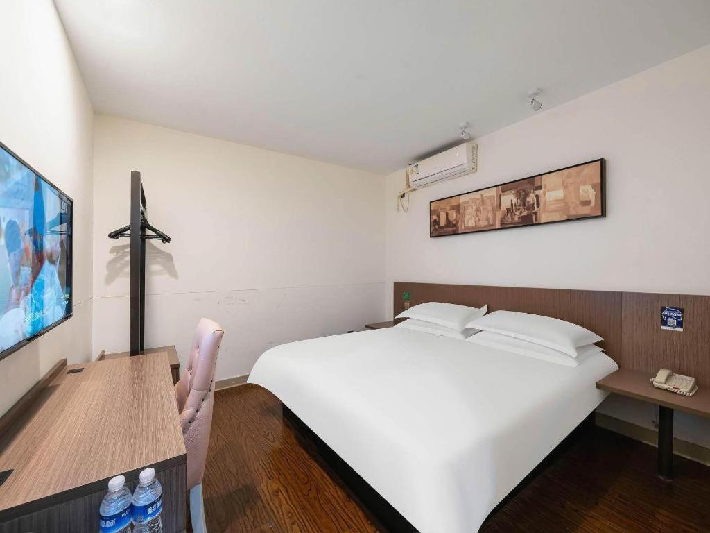 Magnotel Hotel Shanghai Railway Station Magnolia Plaza Bagian luar foto