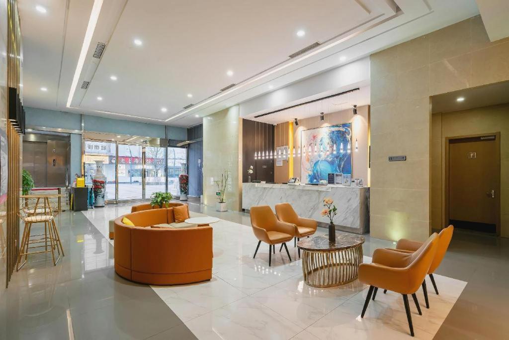 Magnotel Hotel Shanghai Railway Station Magnolia Plaza Bagian luar foto